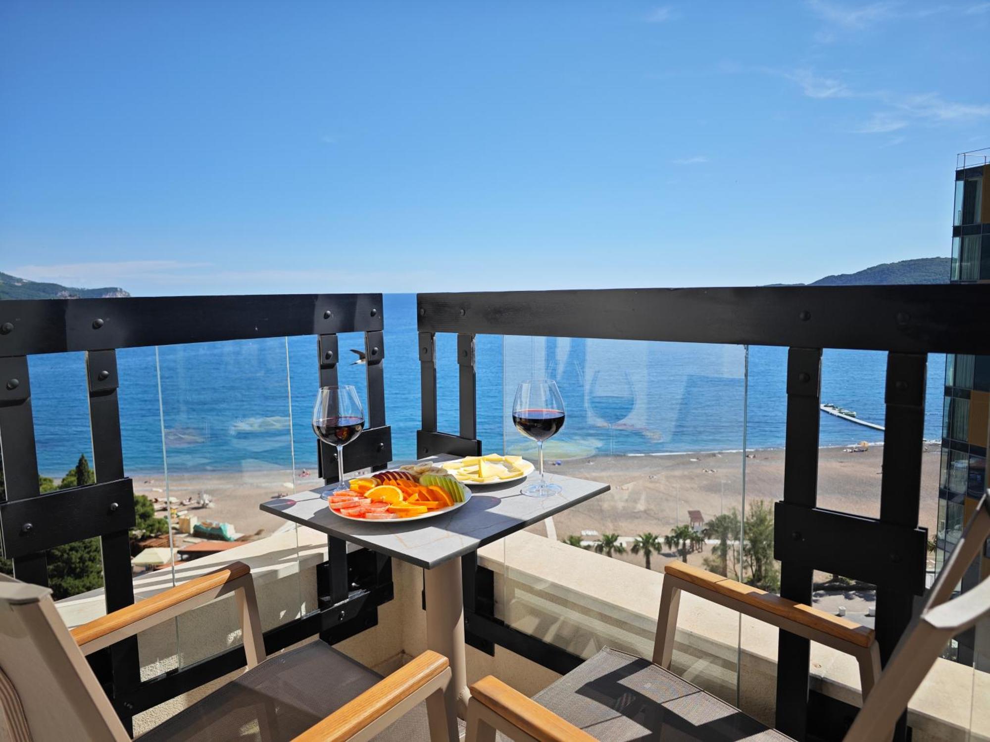 Invictus Hotel Budva Dış mekan fotoğraf